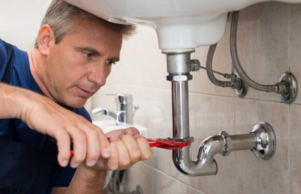 How to Choose the Best Plumber in Abbotsford for Your Home Renovation